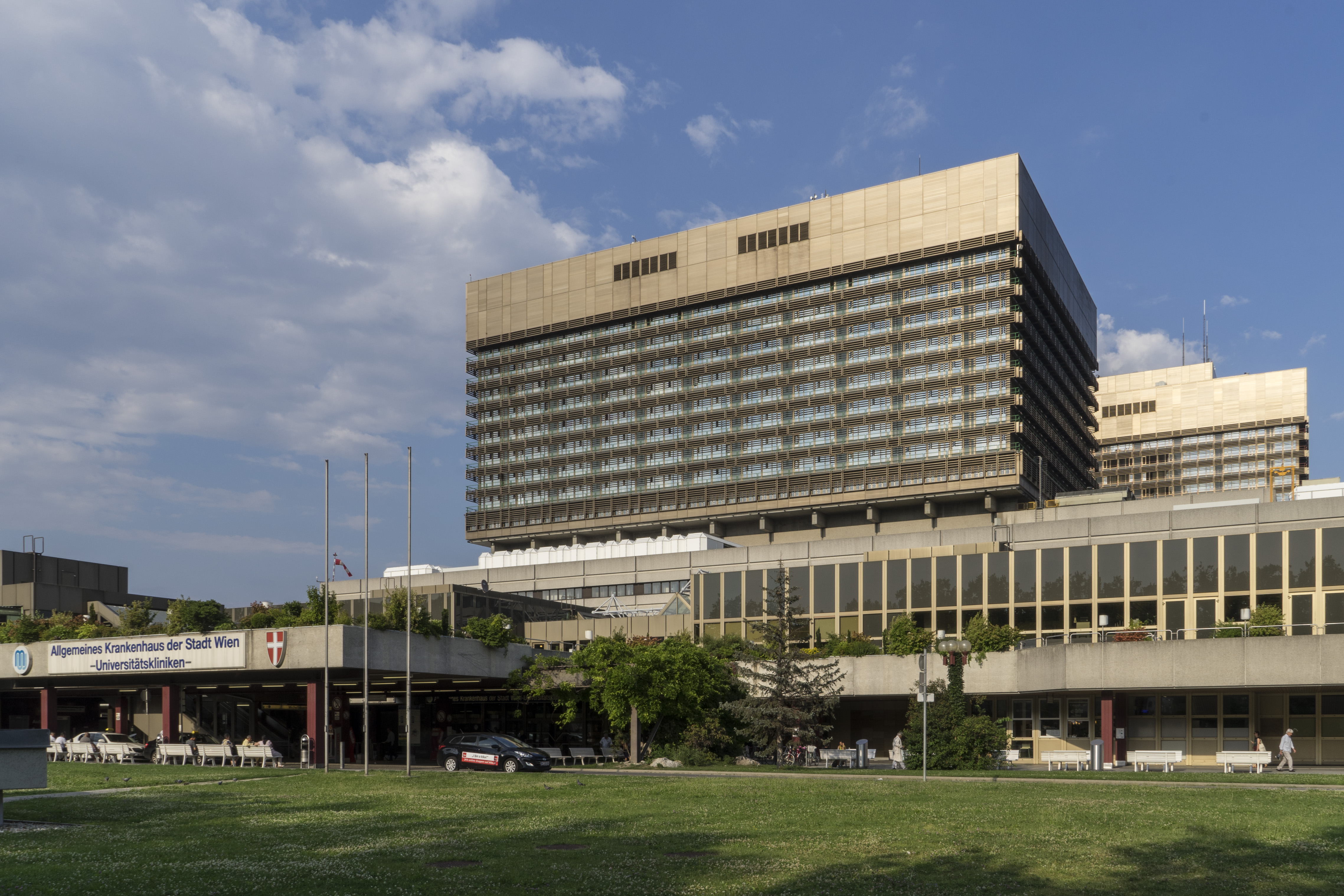 Team: Center for Pediatric Dialysis and Kidney Transplantation/Complement-related Disorders